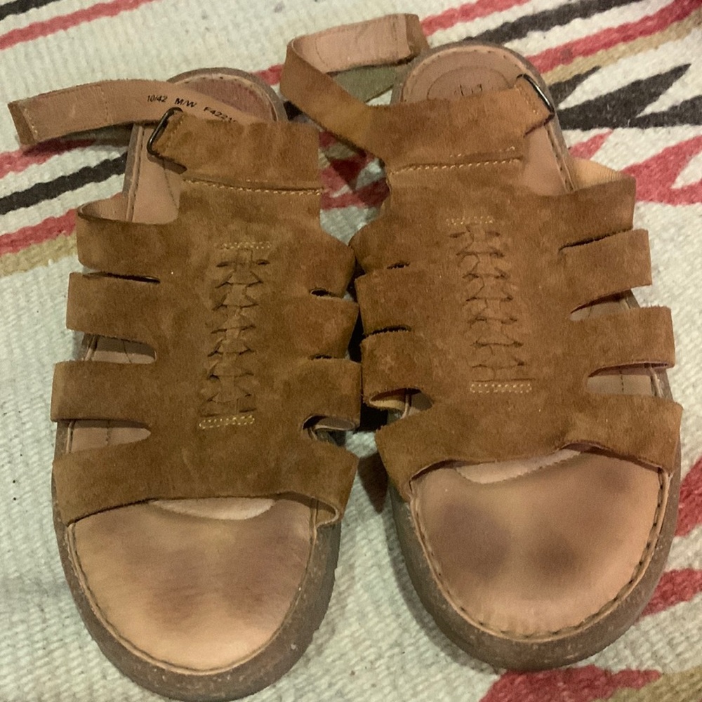 Born Sandals